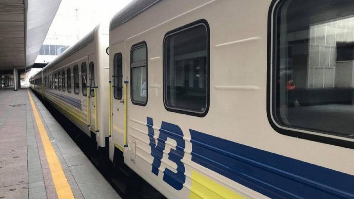 У поїзді Запоріжжя-Ужгород з’являться жіночі купе: подробиці