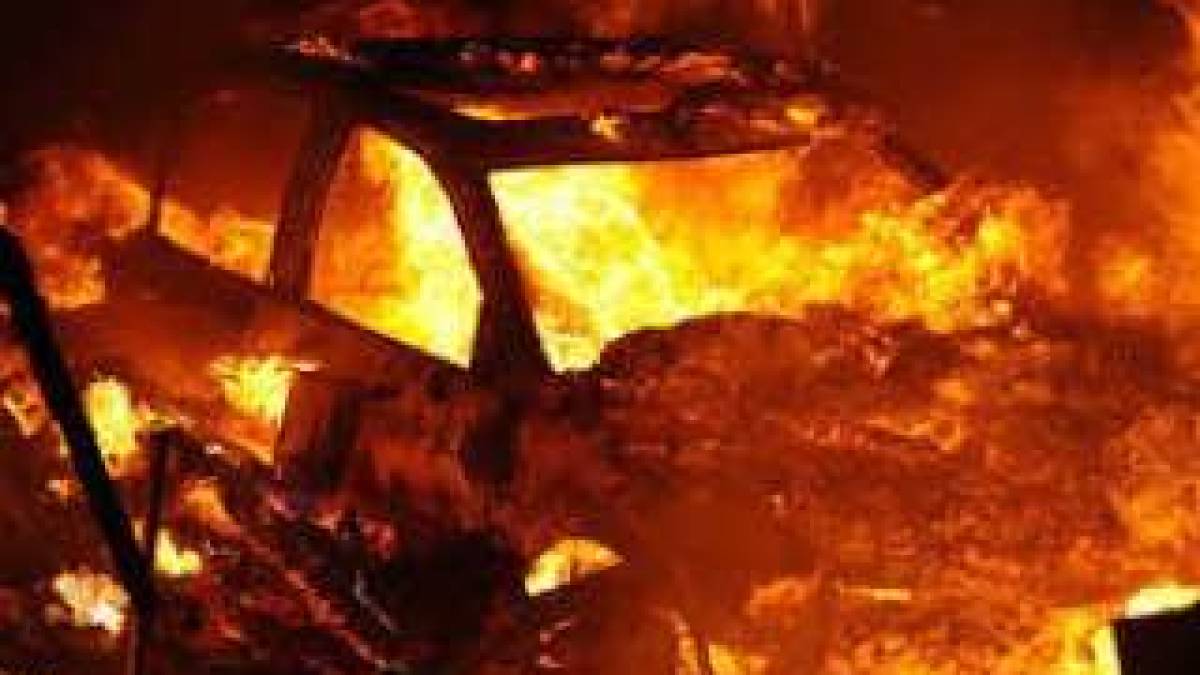 Вночі у Бердянську підірвали машину з російськими номерами