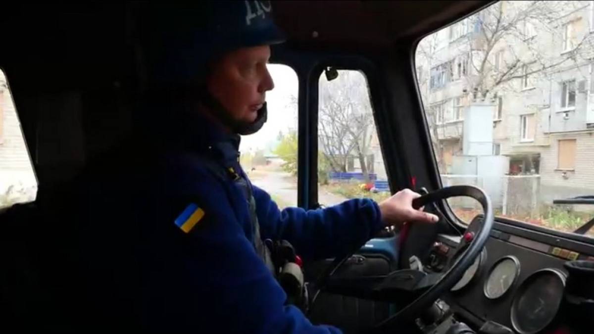 Запорізькі рятувальники допомагають виживати мешканцям прифронтових населених пунктів