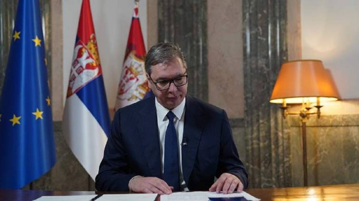У Сербії будуть позачергові вибори – президент  розпустив парламент