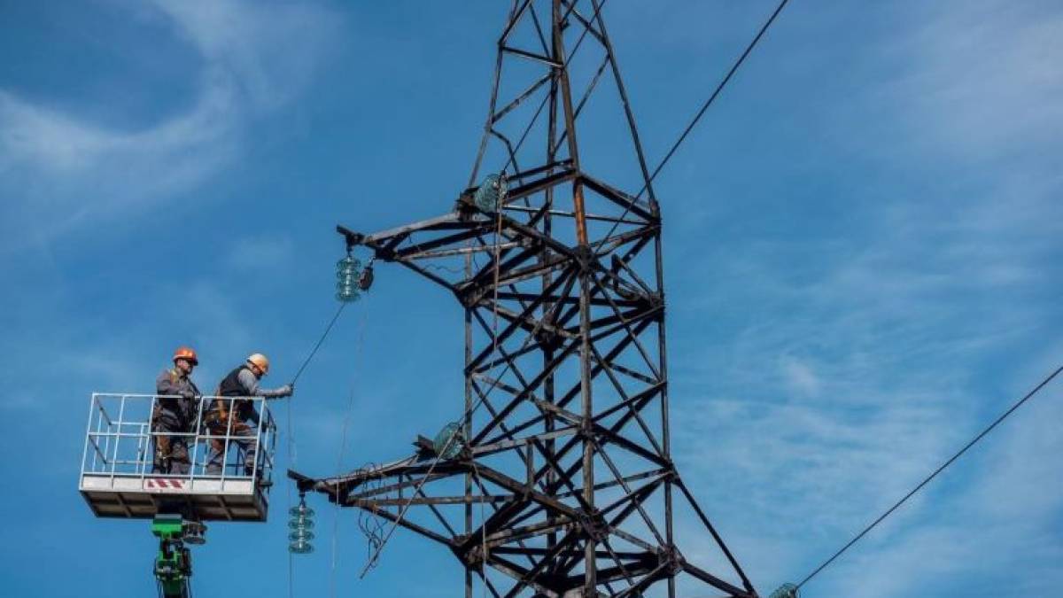 Протягом минулої доби ПАТ «Запоріжжяобленерго» відновило енергопостачання 952 споживачів