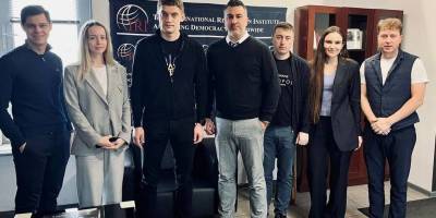 Мер Мелітополя заявив про відкриття у Запоріжжі у найближчому майбутньому молодіжного центру