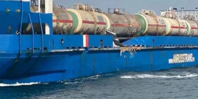 російське судно протаранили в Чорному морі