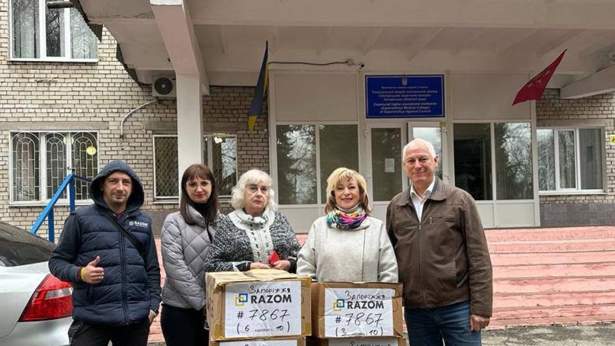 У Запоріжжі медичні коледжі отримали гуманітарну допомогу