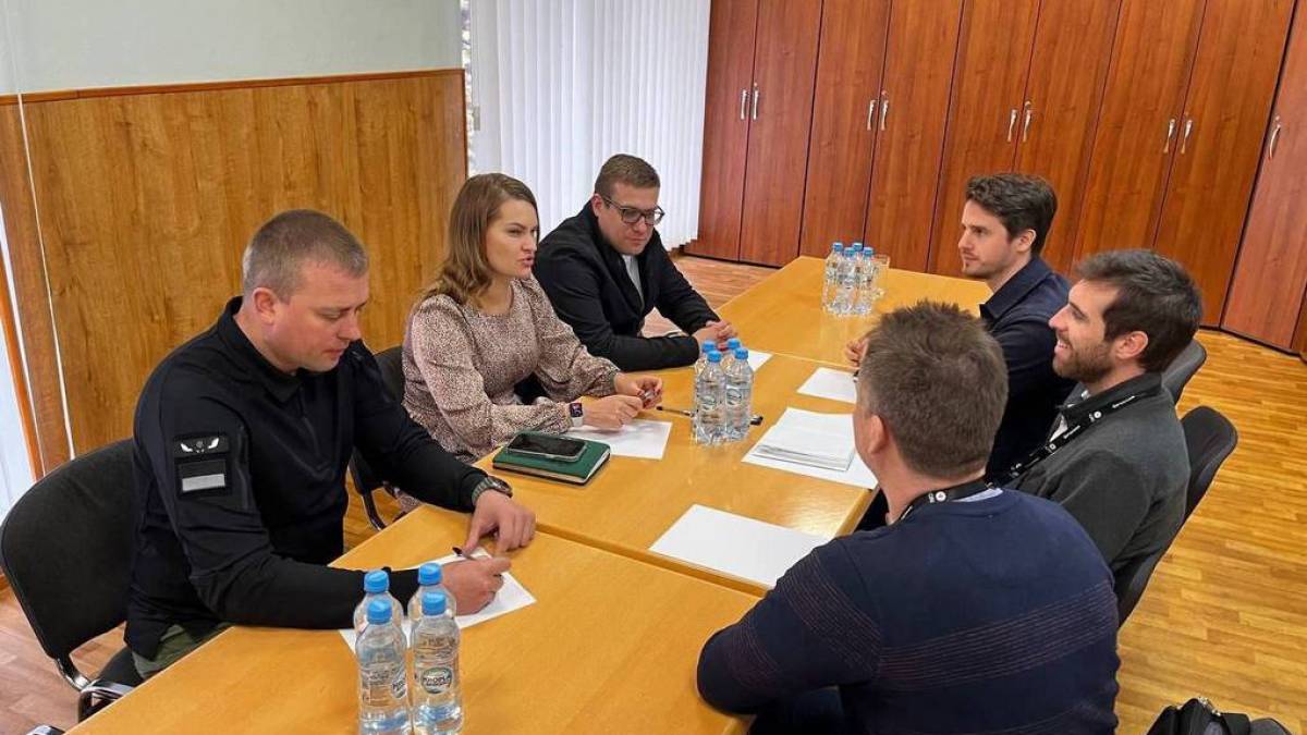 Про ситуацію в окупованому Бердянську влада міста розповіла представникам Червоного Хреста