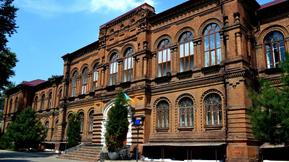 Гід Іван Мотильов запрошує запоріжців до «Містичного Олександрівська»