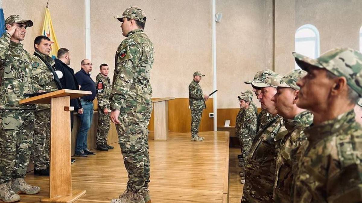 В Енергодарі окупанти створили загін «народного ополчення»