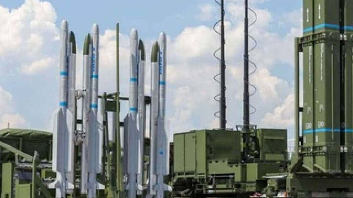 Пісторіус у Києві оголосив про новий пакет військової допомоги на 1,3 млрд євро