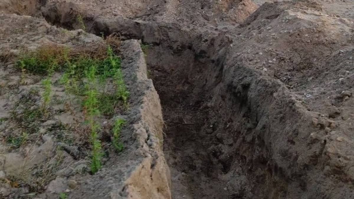Окупанти накопали майже 1900 кілометрів укріплень у Запорізькій області