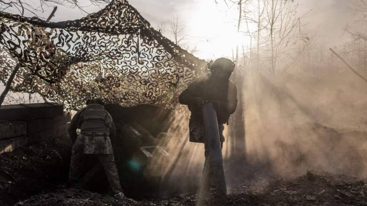 Генштаб ЗСУ — про втрати ворога на 23 листопада: 321800 (+1130) осіб, 5466 (+20) танків, 10224 (+36) ББМ, 7802 (+33) артсистеми