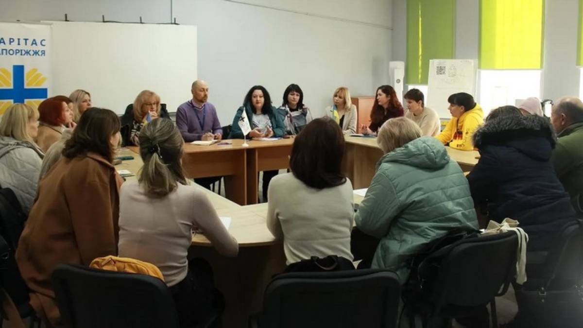 У «Карітас Запоріжжя» освітяни дізналися про кроки до отримання додаткових ресурсів