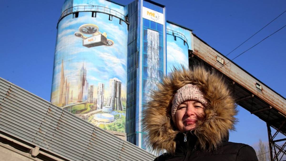 Є рекорд! У Запоріжжі намалювали найбільший мурал України. Чотири роки тому