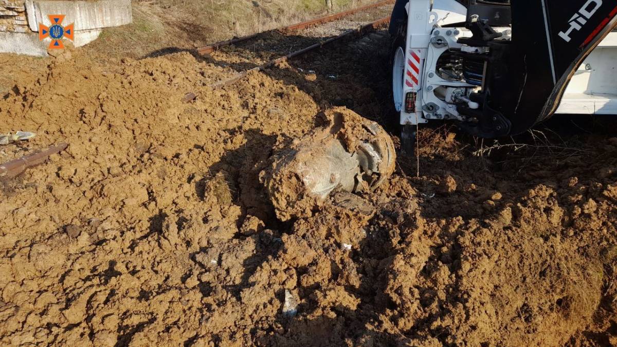 У Запоріжжі піротехніки знищили залишки російської ракети Калібр