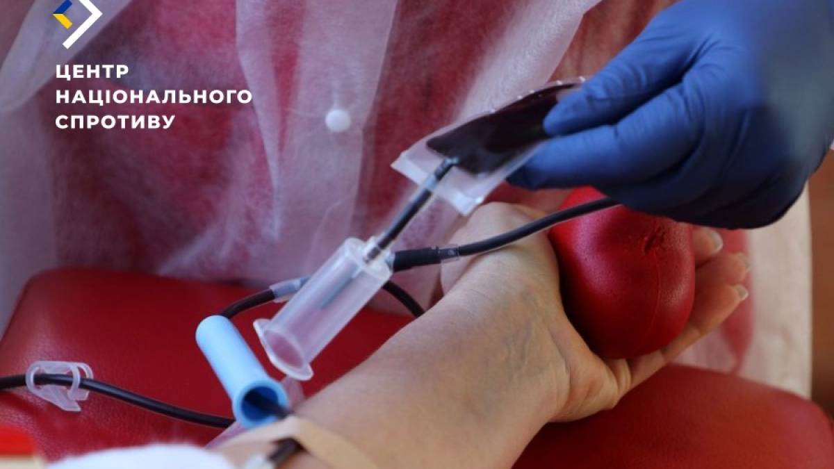 Окупанти примушують бюджетників здавати кров для своїх вояків