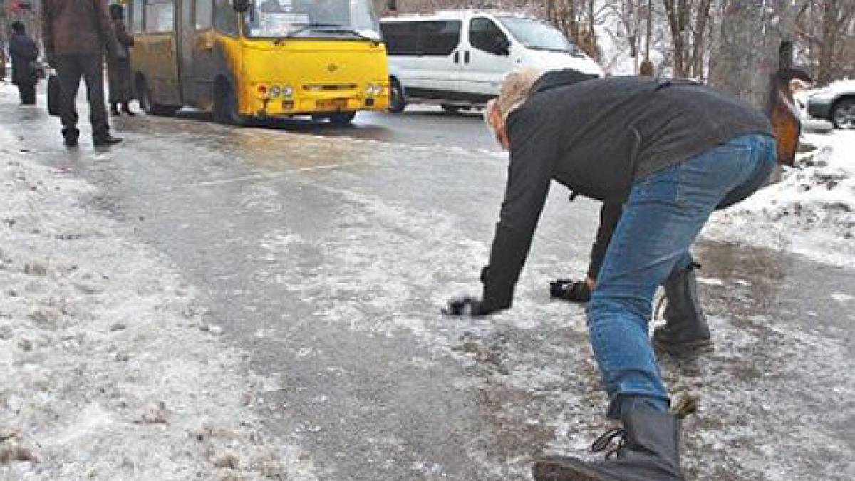 Мешканців Запоріжжя попередили про небезпеку на дорогах