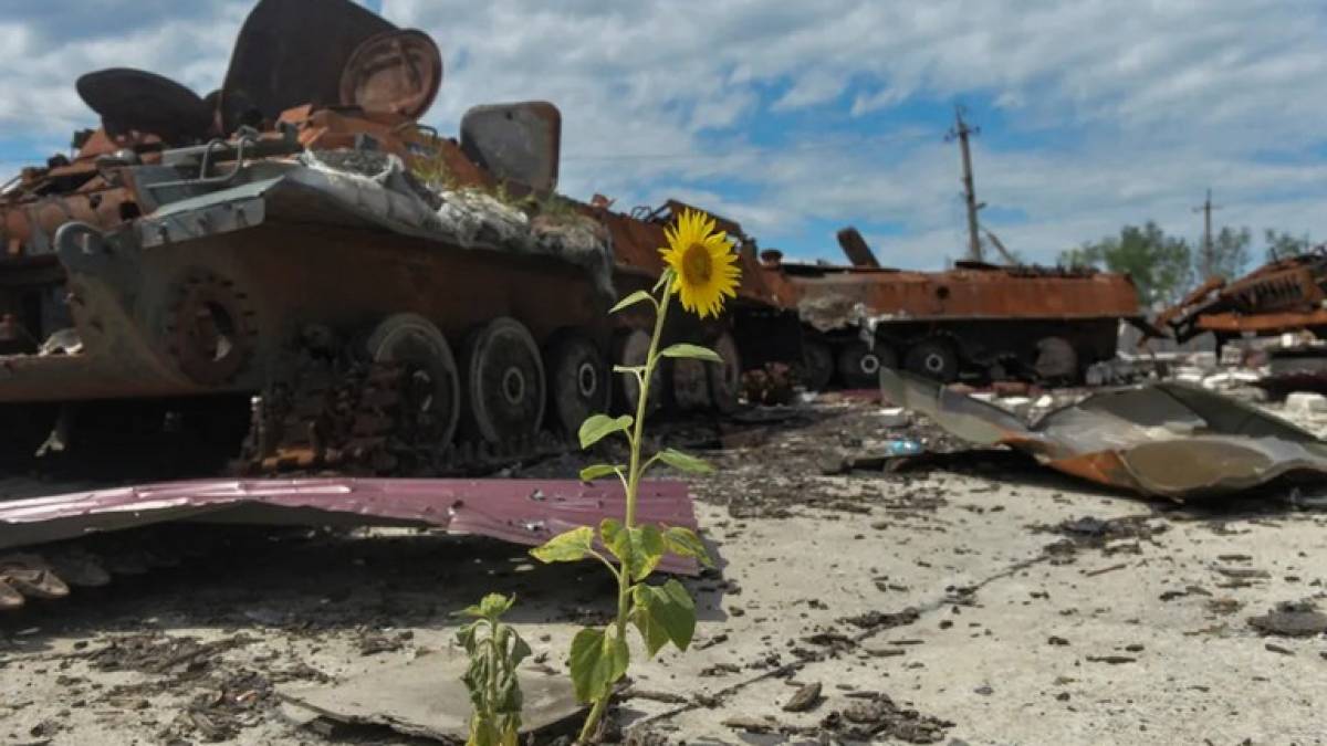 Небайдужі українці вважають, що у відновленні мають вести перед громади