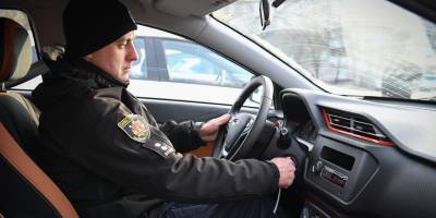 Василівські поліцейські отримали 5 нових службових авто