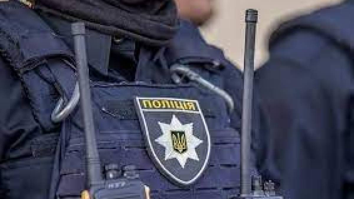 Порізав руки ножем: у Запоріжжі чоловік намагався вкоротити собі віку – відео