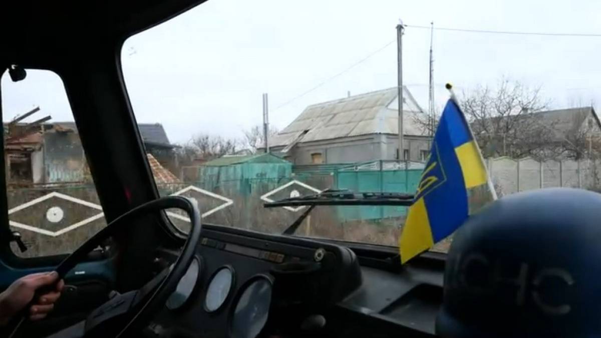 На Запоріжжі співробітники ДСНС надають допомогу мешканцям прифронтових населених пунктів