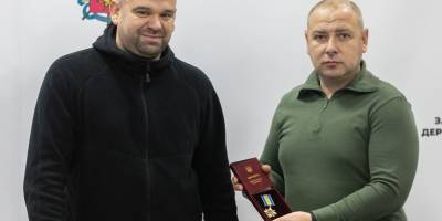 Президент Зеленський нагородив орденом мера одного з прифронтових міст Запорізької області