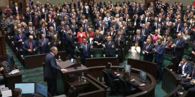 Сейм Польщі обрав новим главою польського уряду Дональда Туска.