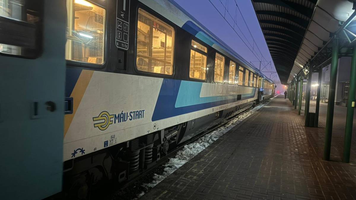 Потяг Чоп-Відень розпочав курсування: як проходитиме контроль на кордоні
