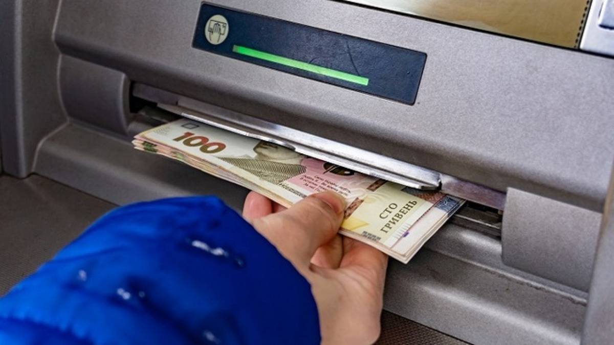 Скористався довірою: у Запоріжжі чоловік обікрав товариша на 20 тисяч
