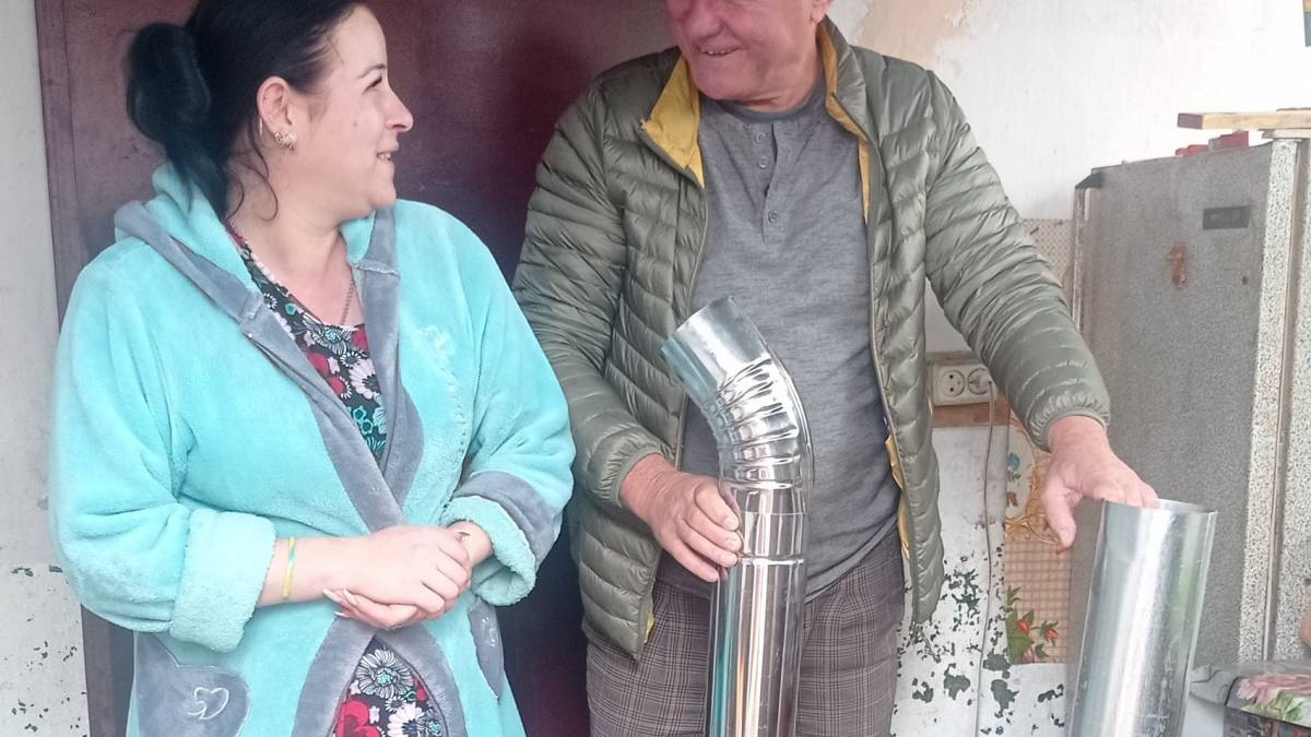 Пічка та взаємодопомога зігріють родину з Вільнянського району