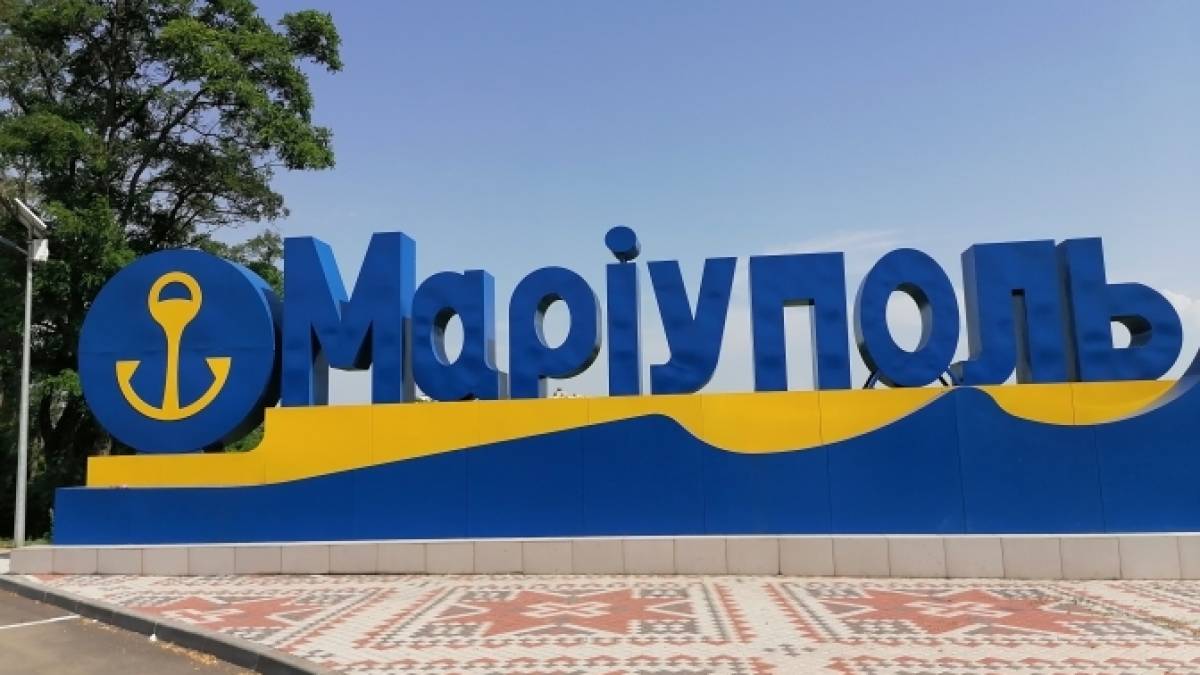У Маріуполі зафіксували перекидання техніки окупантами на Бердянський напрямок