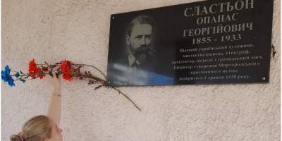 Запорожці на картинах художника із Приазов’я, якого високо цінував Ілля Рєпін