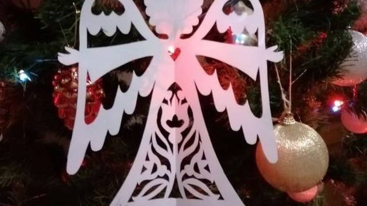 Запоріжців запрошують до створення янголів у техніці витинанки