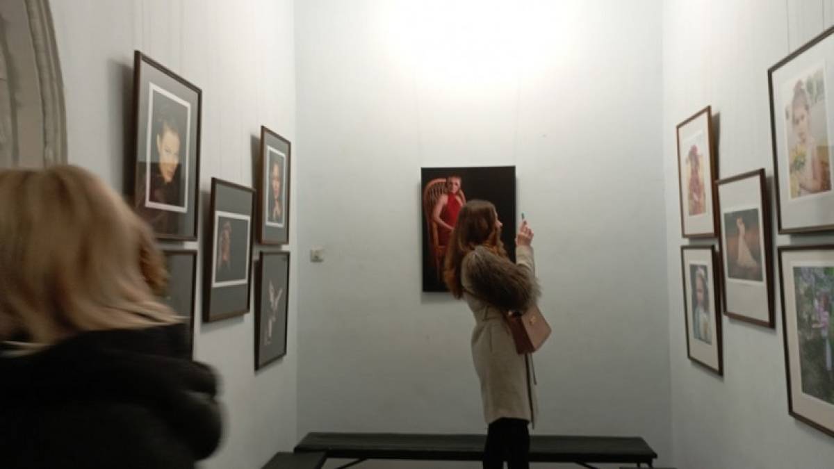 “Твоя краса врятує світ” — впевнений запорізький фотомитець Валерій Кошеленко