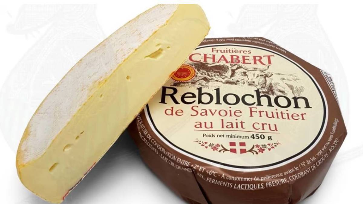 В Україну з Франції завезли небезпечний сир