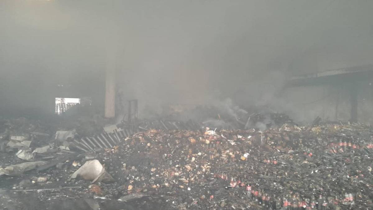 У Херсоні окупанти знищили склад гуманітарної допомоги «Червоного Хреста»