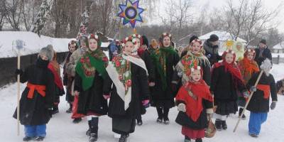 «Добрий вечір тобі, пане-господарю!»: якого числа колядують у 2023 році