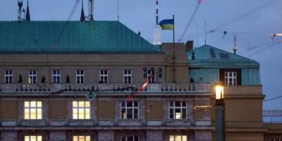 Українців немає серед постраждалих внаслідок стрілянини в університеті Праги — МЗС