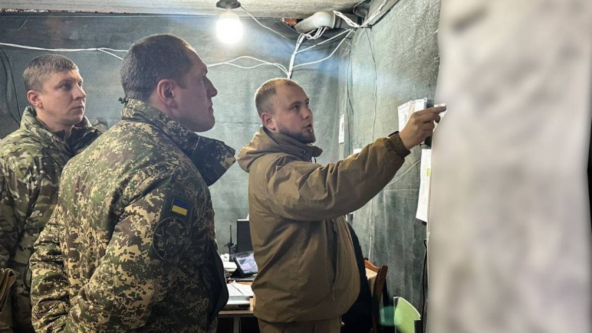 Воїнів-гвардійців на Запорізькому напрямку відвідав командувач Нацгвардії