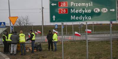 Польські фермери призупинили блокування ПП «Шегині-Медика», – віце-міністр Польщі