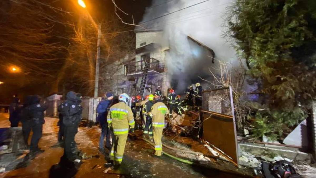 Обвал будинку у Львові: троє загиблих, у лікарні – двоє дітей