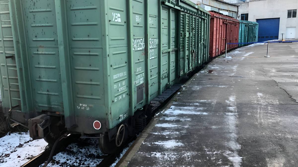 «Укрпошта» не залежатиме від блокади: з-за кордону в Україну — залізницею