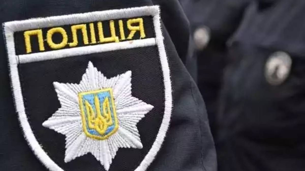 У Запоріжжі поліцейські врятували чоловіка, який був за крок до самогубства