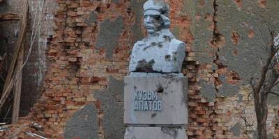 На Запоріжжі рашисти розстріляли командира полку Червоної Армії, який загинув у бою влітку 1920 року