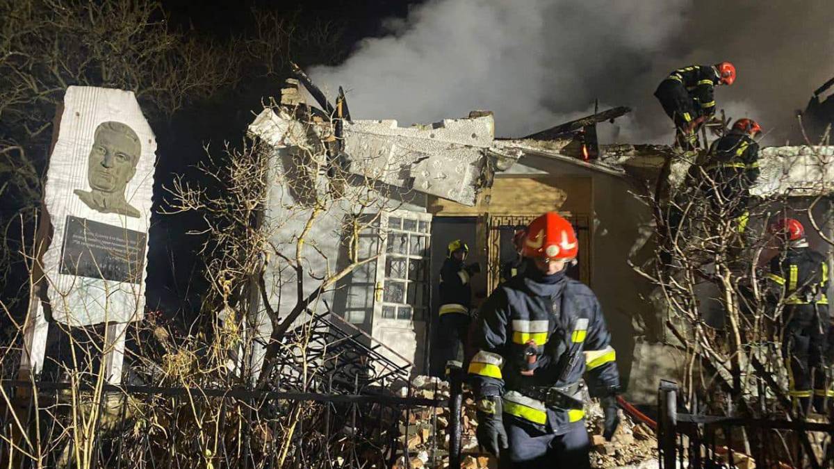 росіяни повністю знищили музей Романа Шухевича у Львові