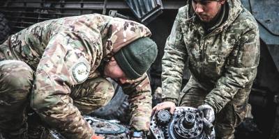 На Запоріжжі ремонтні підрозділи гвардійців повертають до життя пошкоджену техніку (відео)