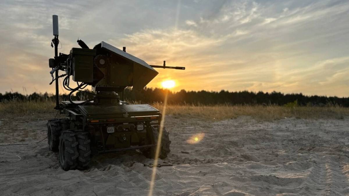Бойовий універсальний робот, створений українськими розробниками, готовий «працювати»