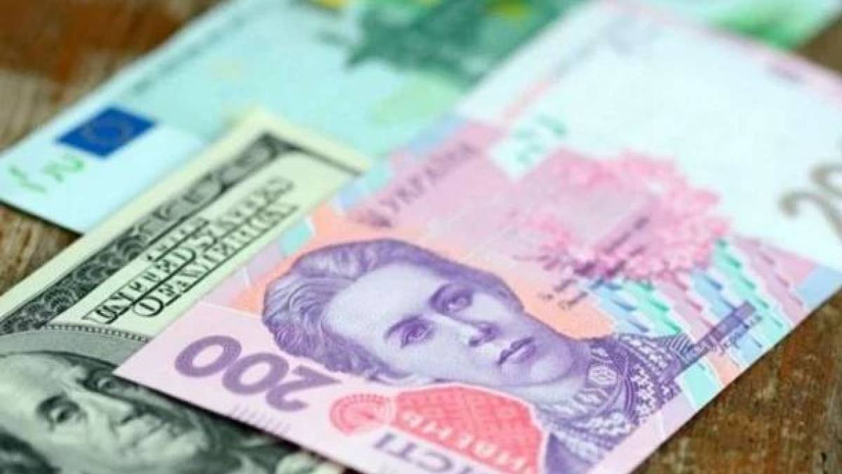Що відбувається з курсом валюти, – експерти