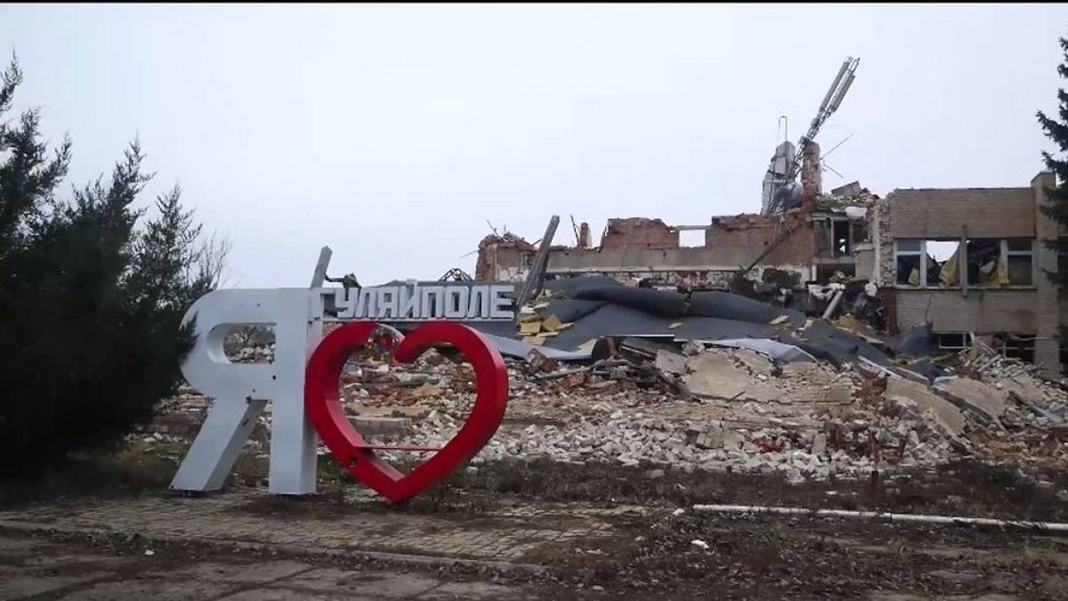 На Запоріжжі рятувальники допомагають виживати мешканцям прифронтового Гуляйполя (відео)