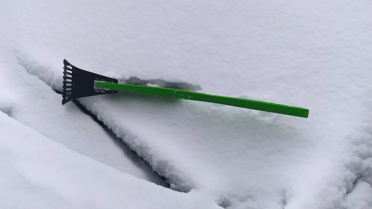 Водіїв закликають 10 січня відмовитися від поїздок, особливо на далекі відстані