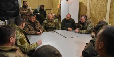 Умєров і Залужний відвідали позиції Сил оборони в районі Куп’янська: “Ворогу не сподобається”