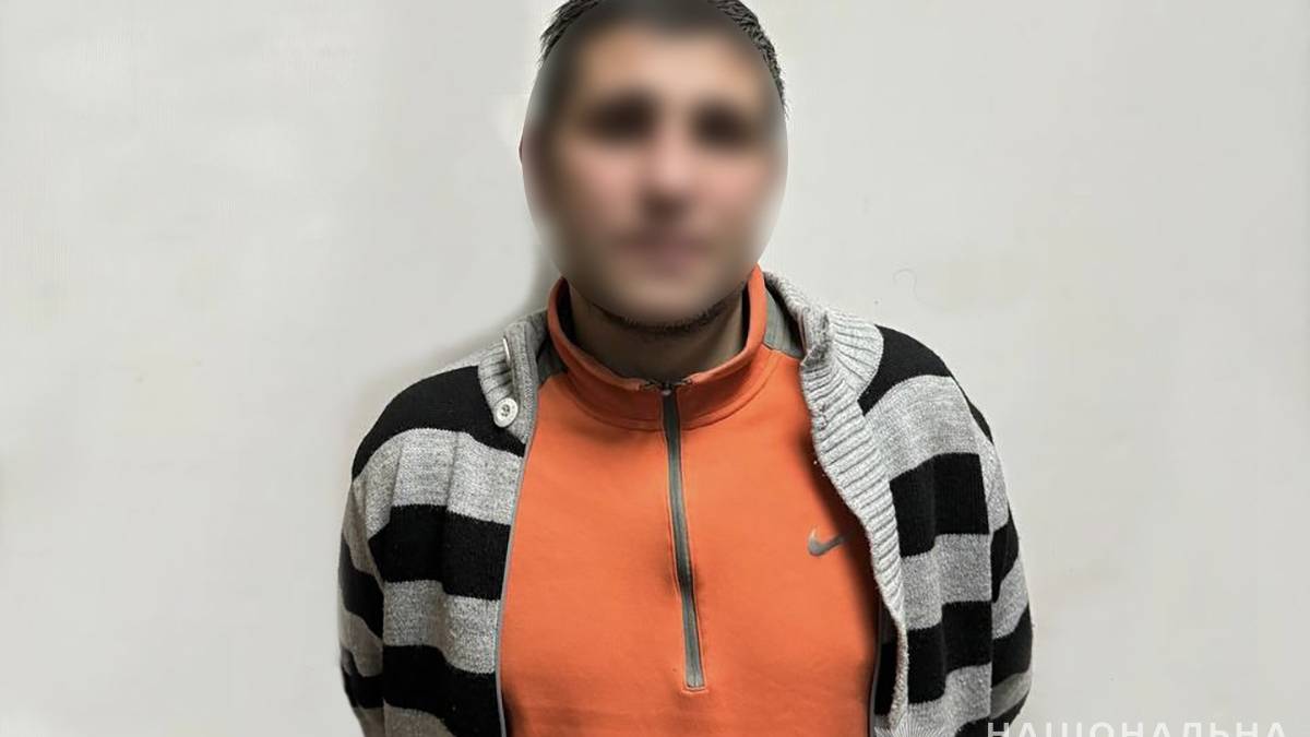 У Комунарському районі поліцейські затримали 38-річного грабіжника